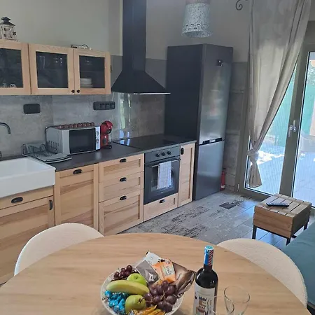 Kt Apartment *